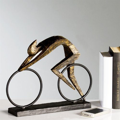 DESIGN-SKULPTUR-RACER-von-XTRADEFACTORY-Rennradfahrer-Radfahrer-in-bronze-Optik-0 DESIGN-SKULPTUR-RACER-von-XTRADEFACTORY-Rennradfahrer-Radfahrer-in-bronze-Optik-0