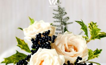 Blumen sind immer eine gute Dekoidee – kleine Geschenke steigern die Neugier