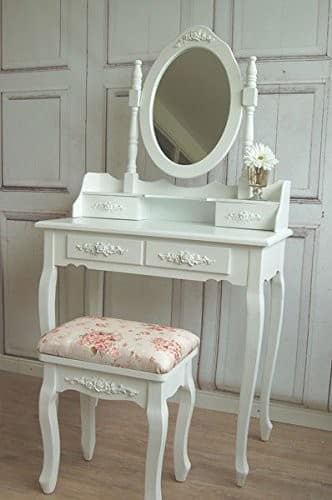 Charmanter-Schminktisch-in-Shabby-French-Chic-mit-Hocker-und-Ornamenten-Blumen-Rose-0 Charmanter-Schminktisch-in-Shabby-French-Chic-mit-Hocker-und-Ornamenten-Blumen-Rose-0