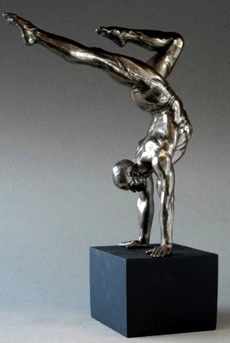 Body-Talk-Skulptur-Akt-Mann-Handstand-75783-0 Body-Talk-Skulptur-Akt-Mann-Handstand-75783-0