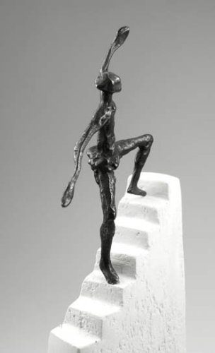 Stufen-zum-Erfolg-Bronze-Skulptur-Luise-Ktt-Grtner-0 Stufen-zum-Erfolg-Bronze-Skulptur-Luise-Ktt-Grtner-0