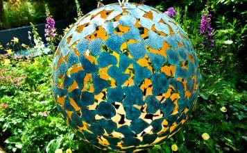Tolle Gartenidee um indirektes Licht im Garten zu erzeugen