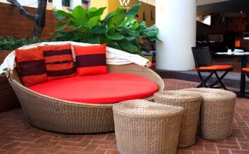 Im Garten lässt es sich ebenso gemütlich machen wie sonst auch in der Wohnung