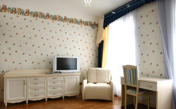 Dezentes feines Kinderzimmer bzw. Jugendzimmer