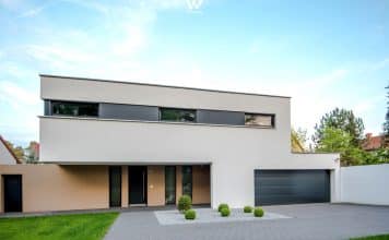 Architektonische Perfektion macht diese urbane Villa aus