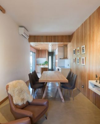 Home in Córdoba by Schlatter Arquitectura
