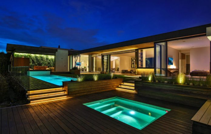 Trousdale-Residence-Mayes-Office-1-810x515