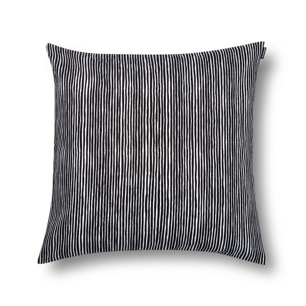 Marimekko - Varvunraita Kissenbezug 50 x 50 cm Marimekko - Varvunraita Kissenbezug 50 x 50 cm