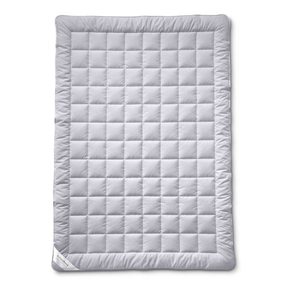 billerbeck Naturbettdecke Malta Bambus 155 x 220 cm billerbeck Naturbettdecke Malta Bambus 155 x 220 cm