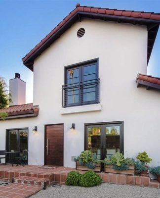 Rihanna Is Looking for a Tenant for Her West Hollywood Home
