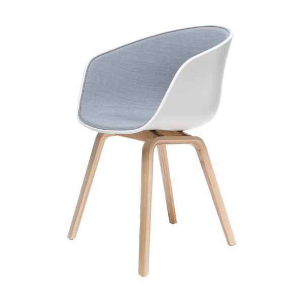 About A Chair AAC22 Spiegelpolster Stuhl lackiert cremeweiß About A Chair AAC22 Spiegelpolster Stuhl lackiert cremeweiß