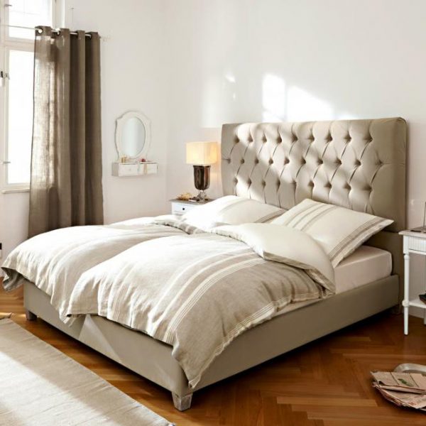 Bett Benton leinen H/B/T ca. 150/190/220 cm Bett Benton leinen H/B/T ca. 150/190/220 cm