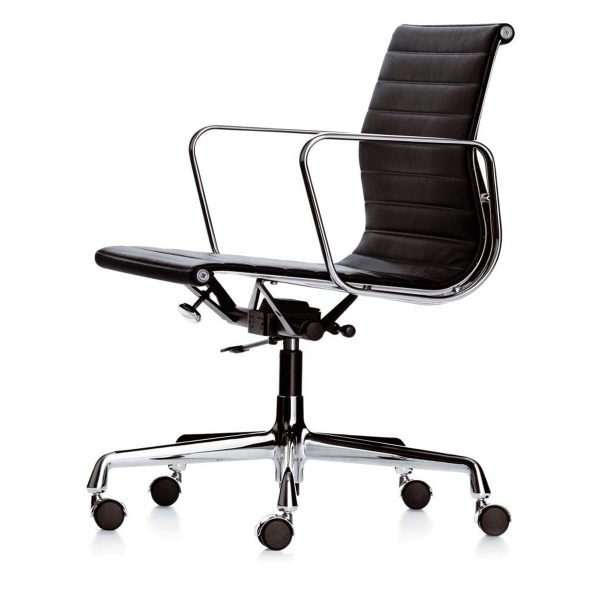 Vitra - EA 117 Bürostuhl Chrom mit Armlehnen Vitra - EA 117 Bürostuhl Chrom mit Armlehnen