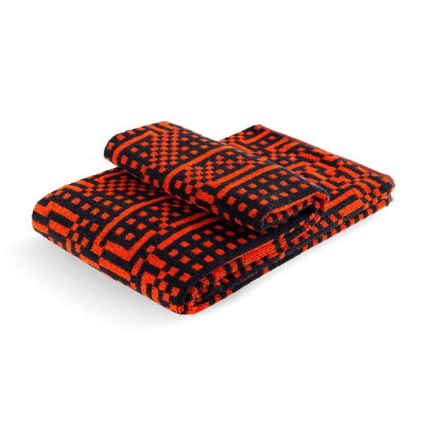 Zuzunaga - Route Black and Red / Orange Badetuch Zuzunaga - Route Black and Red / Orange Badetuch