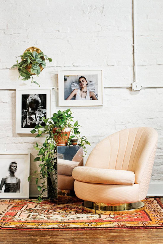 a-soleful-space-meet-fall-cover-star-aurora-james-aurora-james-brother-vellies-brown-and-taupe-and-white-and-yellow-bedroom-57ae2e1e9385199b0e9379d9-w1000_h1000