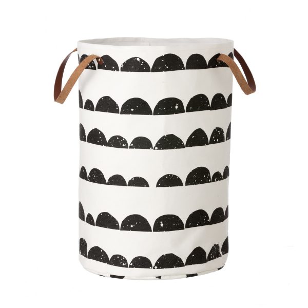 ferm Living - Half Moon Laundry BasketSchwarz/WeißT:40 H:60 B:40 ferm Living - Half Moon Laundry BasketSchwarz/WeißT:40 H:60 B:40