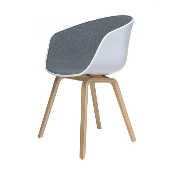 About A Chair AAC22 Spiegelpolster Stuhl lackiert dunkelgrau About A Chair AAC22 Spiegelpolster Stuhl lackiert dunkelgrau