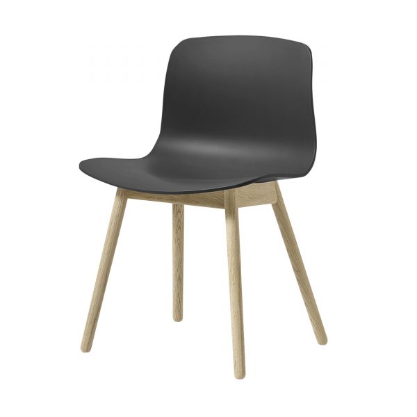 About a Chair AAC12 Stuhl geseift soft schwarz About a Chair AAC12 Stuhl geseift soft schwarz