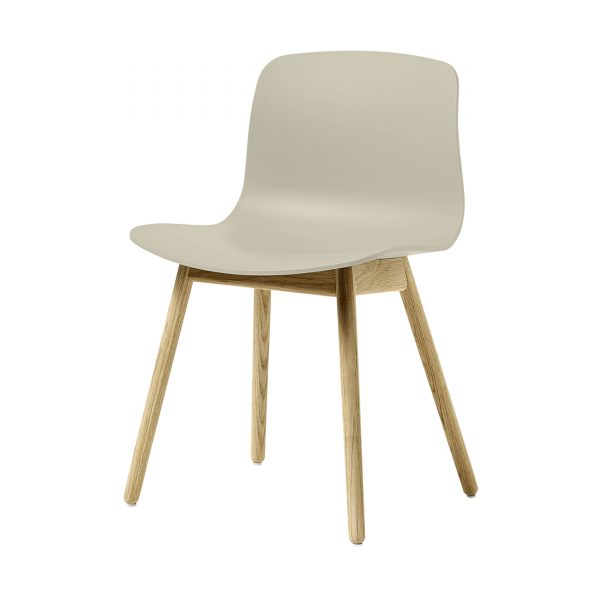 About a Chair AAC12 Stuhl lackiert pastell grün About a Chair AAC12 Stuhl lackiert pastell grün