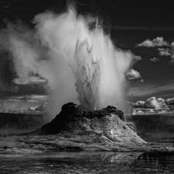 Castle Geyser Yvette Depaepe Leinwandbild Castle Geyser Yvette Depaepe Leinwandbild