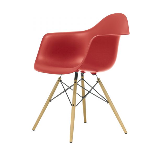 Eames Plastic Armchair Stuhl DAW mit Filzgleitern oxidrot-Ahorn neue Maße Eames Plastic Armchair Stuhl DAW mit Filzgleitern oxidrot-Ahorn neue Maße