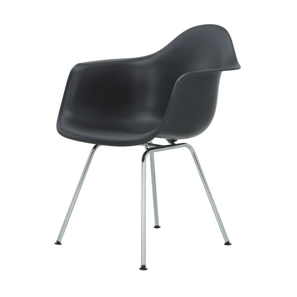 Eames Plastic Armchair Stuhl DAX mit Kunststoffgleitern basic dark neue Maße Eames Plastic Armchair Stuhl DAX mit Kunststoffgleitern basic dark neue Maße