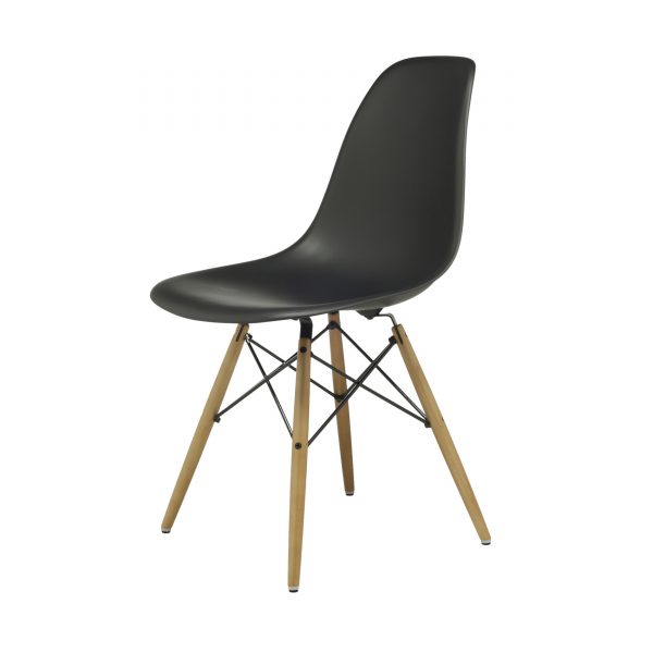 Eames Plastic Side Chair Stuhl DSW mit Filzgleitern basic dark-Ahorn neue Maße Eames Plastic Side Chair Stuhl DSW mit Filzgleitern basic dark-Ahorn neue Maße