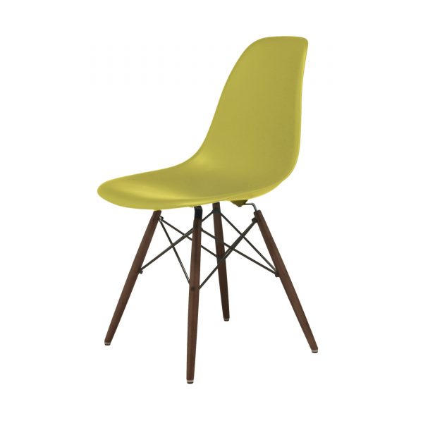 Eames Plastic Side Chair Stuhl DSW mit Kunststoffgleitern senf-Ahorn gebeizt Eames Plastic Side Chair Stuhl DSW mit Kunststoffgleitern senf-Ahorn gebeizt