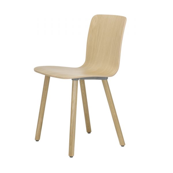 HAL Ply Wood Stuhl in Eiche natur mit Kunststoffgleitern HAL Ply Wood Stuhl in Eiche natur mit Kunststoffgleitern