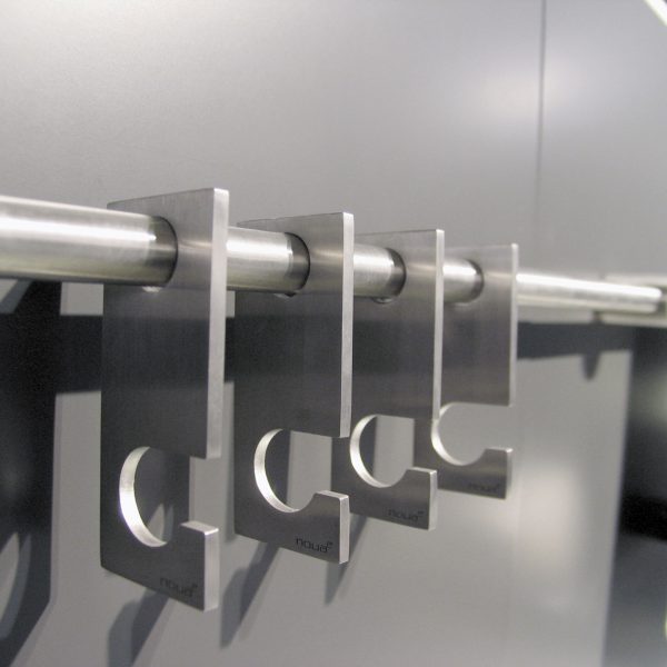 Nova² Wardrobe Haken 4er-Set satiniert Nova² Wardrobe Haken 4er-Set satiniert