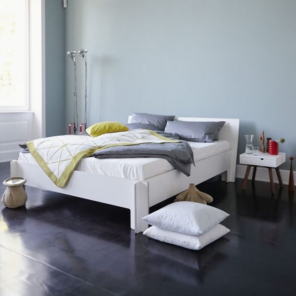 Steckbett mit Kopfteil Steckbett mit Kopfteil