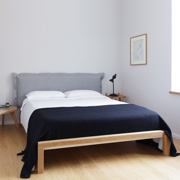 Velito Bett mit gepolstertem Kopfteil 160 grau Velito Bett mit gepolstertem Kopfteil 160 grau
