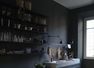 Dramatic Black & White Perfection