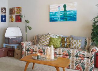 4 Ways to Decorate with Antiques and Heirlooms