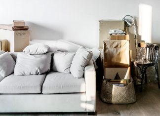We Asked Pro Movers for Their Top Moving Tips. Here’s What They Told Us
