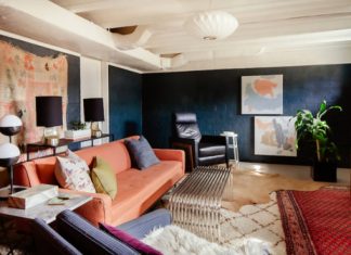 The Cube, an Art Moderne Era Home Built Entirely out of Concrete