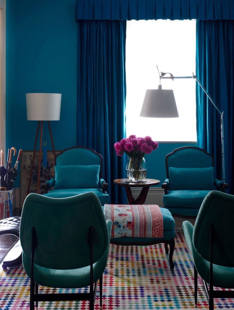 Arranging-your-Home-for-Entertaining-Chairs