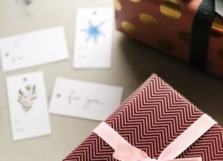 Free Christmas Printable Gift Tags + Winter Calendar