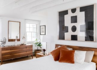 An Arts & Crafts Home in Maine Full of Old & New Stories