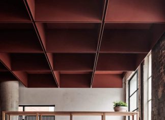 Bentwood cafe in a former Thonet showroom