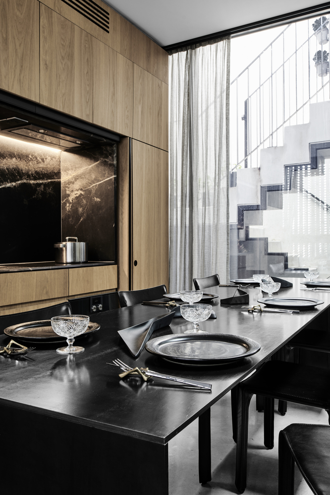 Campbell-Street-dining-area