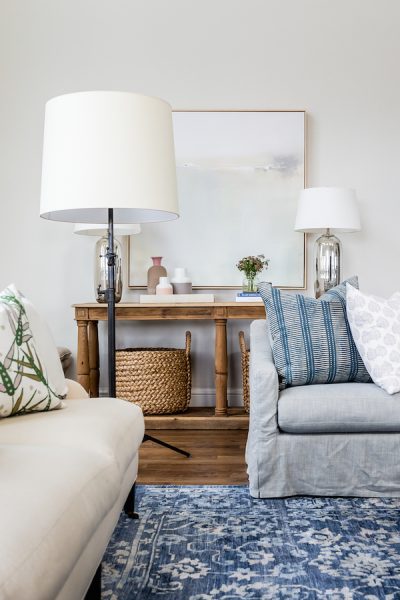 Studio-McGee-Blue-and-White-Patterned-Rug-and-Slipcovered-Sofa-Foothill-Drive-Project-400x600