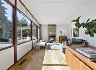 A Modernized Architectural 1960s Home (and it’s for Sale)