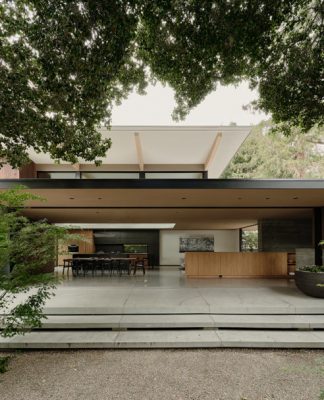 The Sanctuary House Floats Above Ground to Preserve Trees