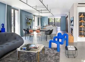 Take Time Is a Home Near Brescia Filled With Hues of Blue and Grey