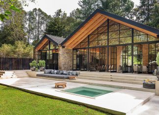 Casa Rancho Avándaro by Chain + Siman