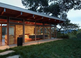 A 1950s Home Honors its Past While Becoming a Sustainable Oasis
