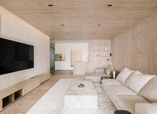 An Urban Cottage by Lukstudio