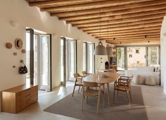 Xerolithi by Sinas Architects