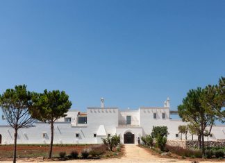 Le Querce Farmhouse by Stefano Ghiretti